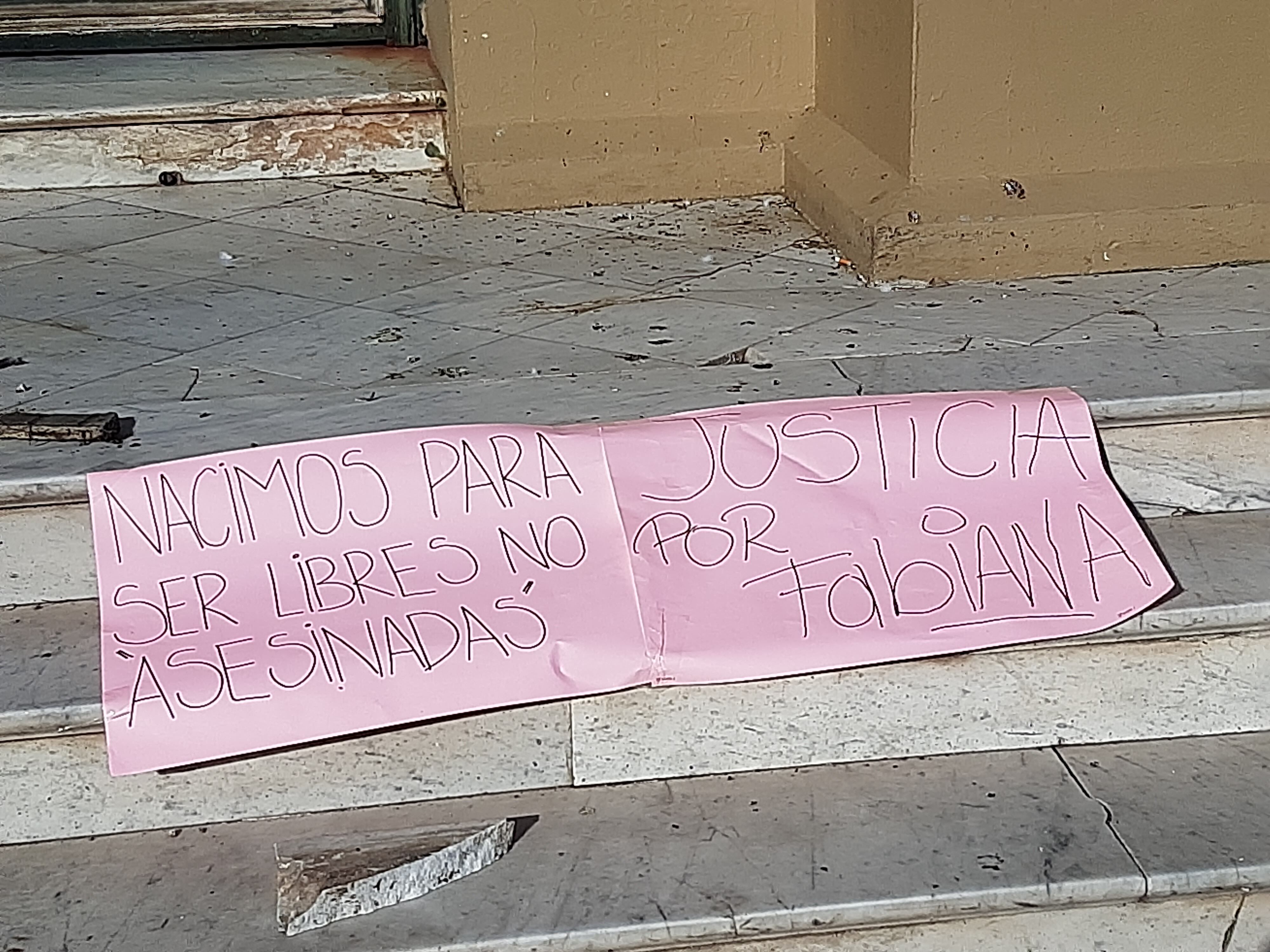 Marcha en Rafaela por el femicidio de la sanjuanina Fabiana Luna