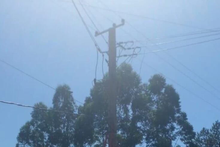 El joven sufrió una descarga eléctrica mientras trabajaba. (Imagen Ilustrativa)