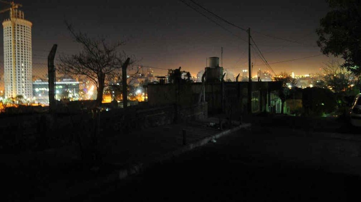 Encontraron a un hombre muerto en plena ciudad de Córdoba: investigan qué ocurrió