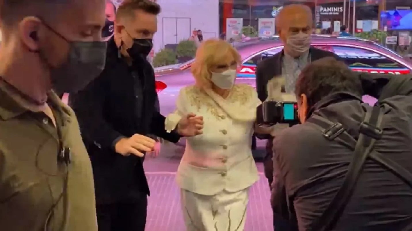 Mirtha Legrand fue al teatro a ver la obra de Adrián Suar y Diego Peretti