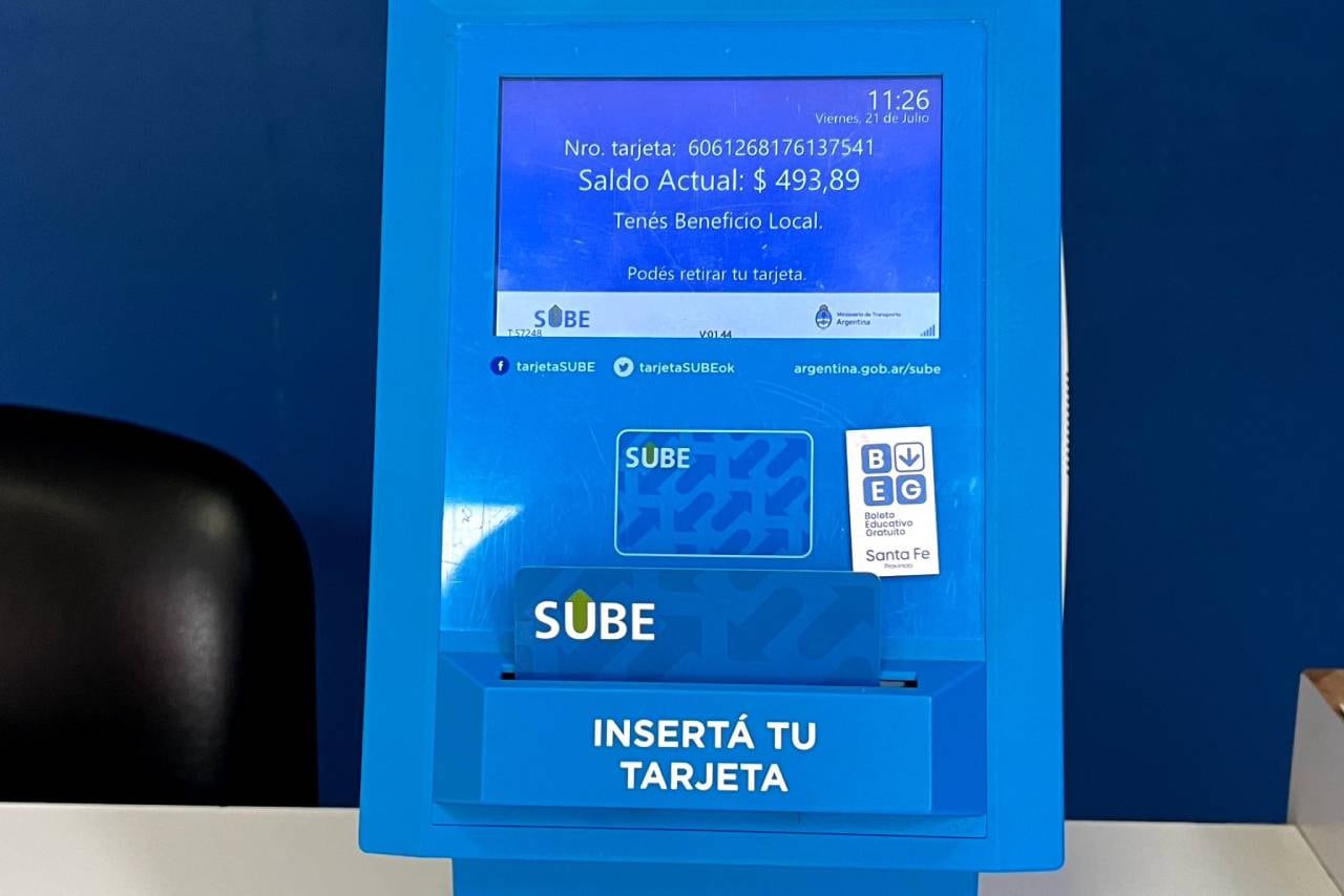 En la ciudad hay alrededor de 40 dispositivos para recargar y actualizar saldos.