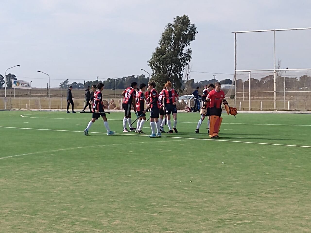 Juegos Bonaerenses: equipos femeninos de hockey de Tres Arroyos clasificaron a la etapa provincial