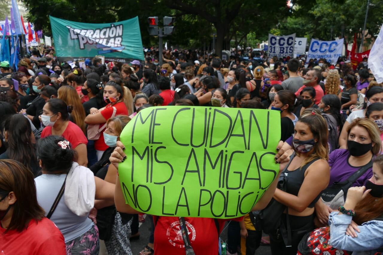 Marcha Ni Una Menos en el Palacio de Tribunales, en la Ciudad de Buenos Aires.