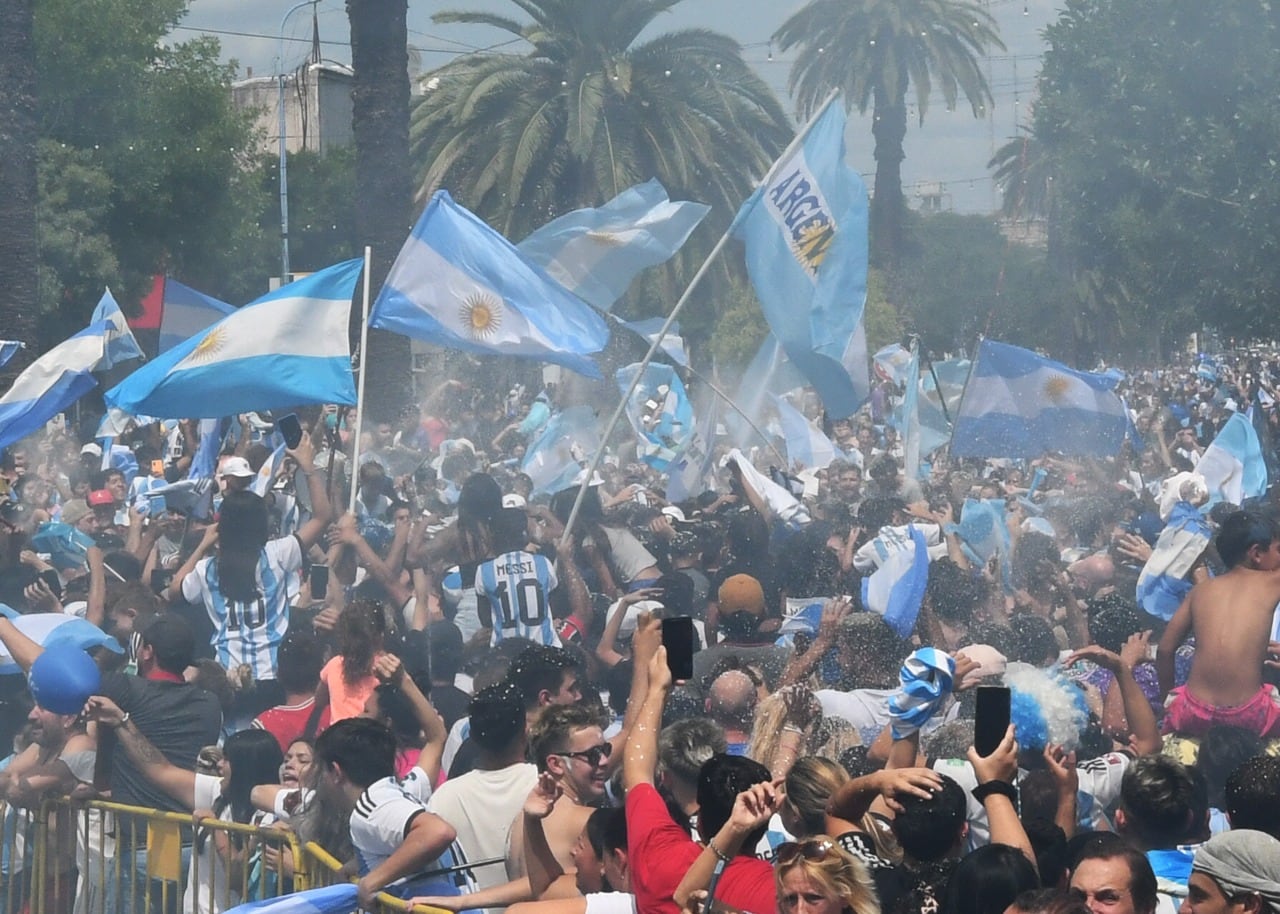 Rafaela gritó bien fuerte Argentina campeón!!!