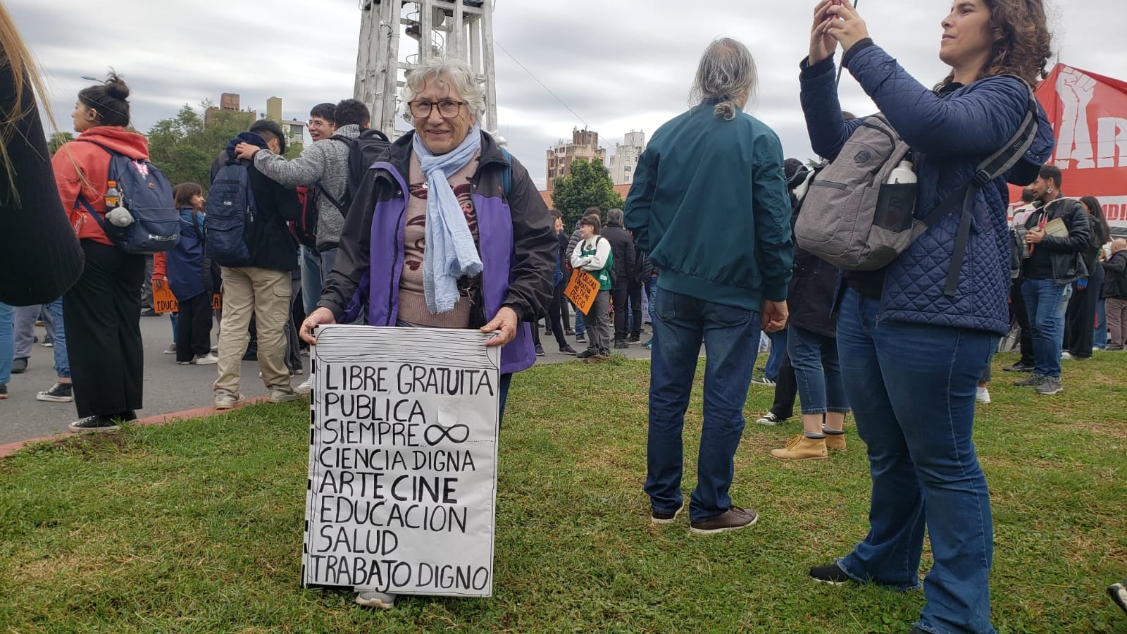 Estudiantes, docentes y personas jubiladas de la UNC.