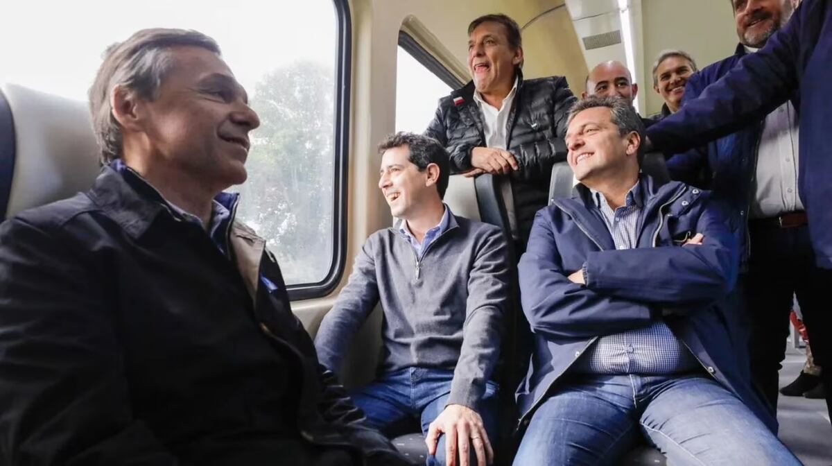 Sergio Massa estuvo en un acto con “Wado” de Pedro y se muestran cada vez más cerca: “Vamos a repensar una Argentina nueva”