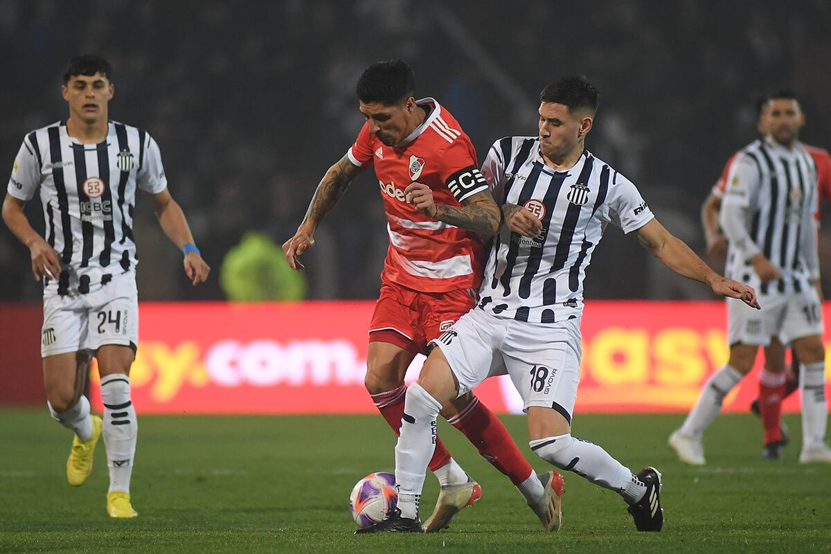 Rodrigo Villagra insiste con su salida de Talleres, y River se lo quiere llevar