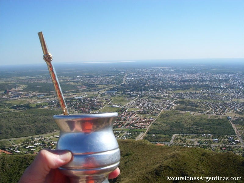 Cerro de la Cruz, Juana Koslay, con vistas a la ciudad de San Luis.