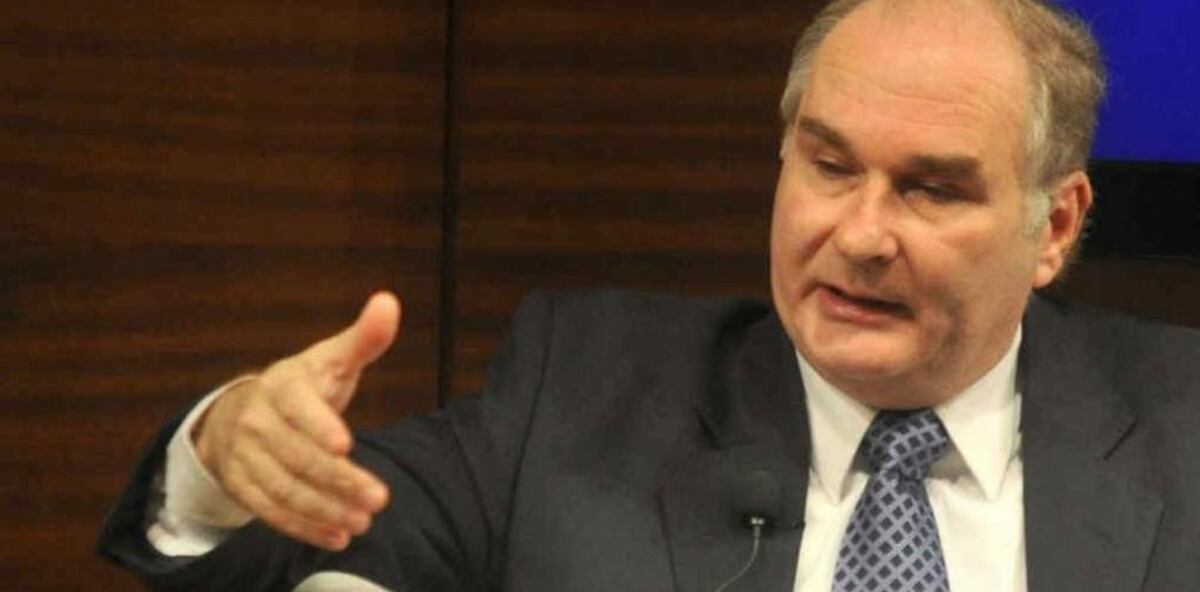 Un opositor denunció en el Senado un pacto entre los K y un juez para que su esposa siga como jueza