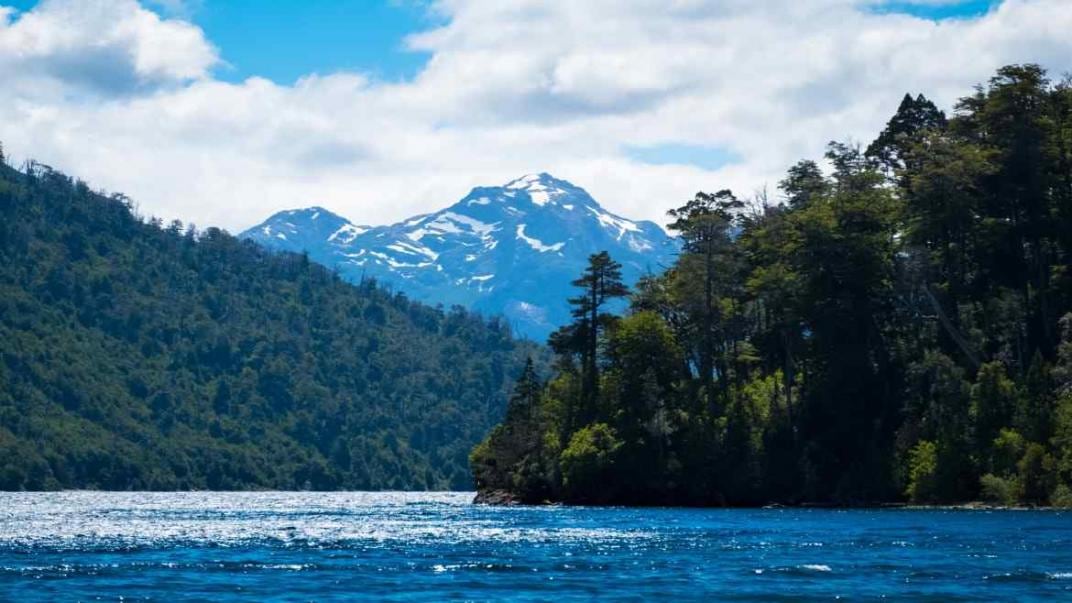 El PN Nahuel Huapi cuenta con el mayor número de prestaciones turísticas de todo el sistema. (123RF)