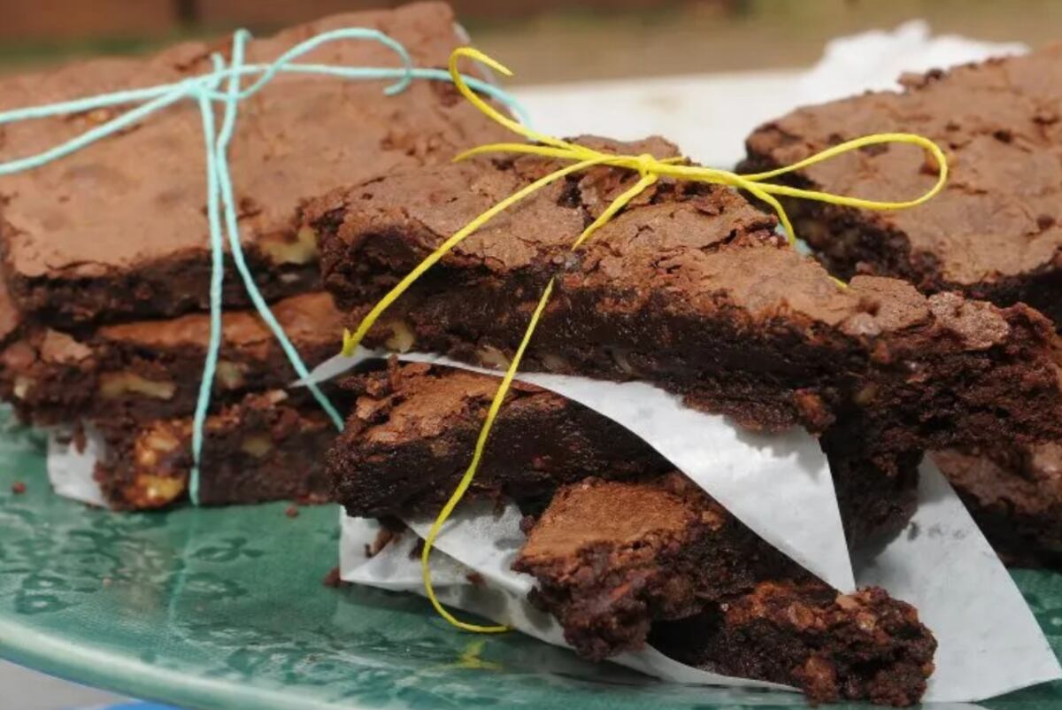 Otra broma pesada que terminó mal: llevó brownies “locos” al colegio e intoxicó a sus compañeros