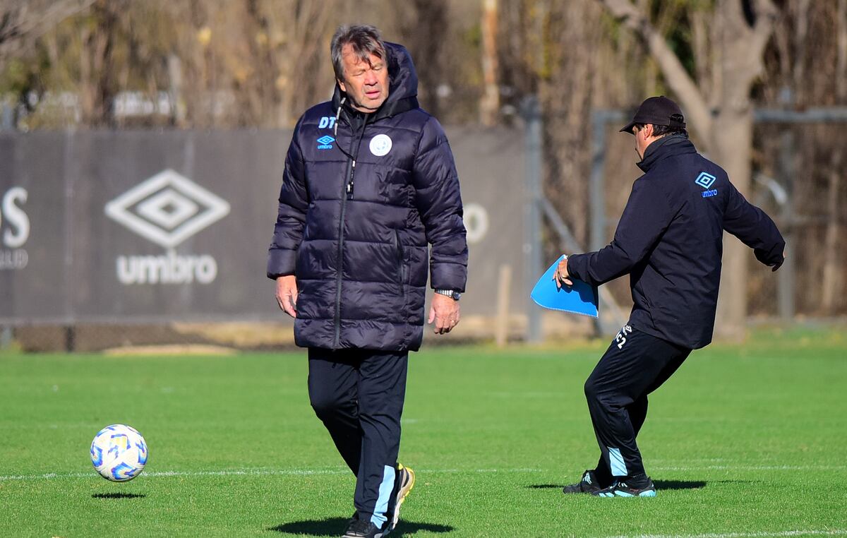 Más nombres en Belgrano como posibilidad para reforzar la defensa: un ex Boca en lista