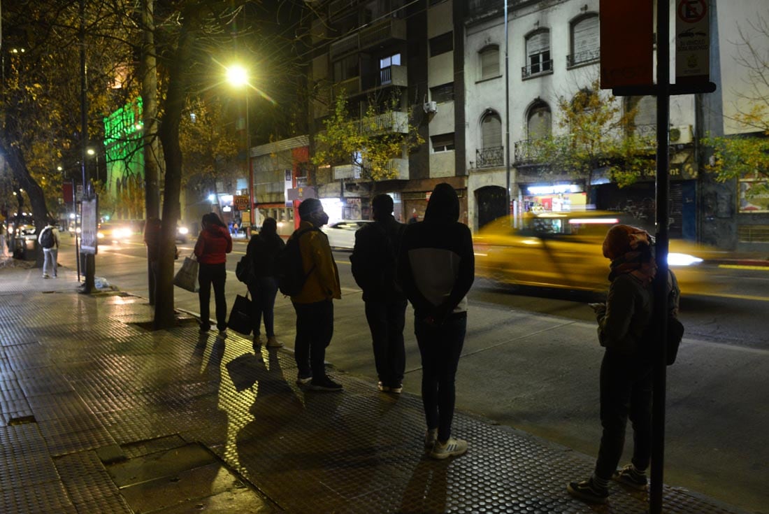 Por 72 horas las personas no podrán movilizarse a través del transporte público. 