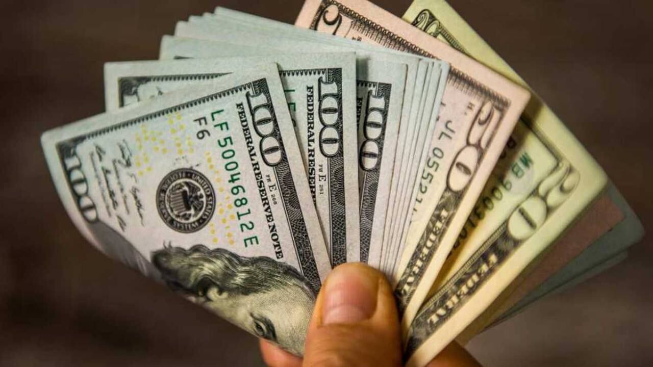 El dólar blue cerró en la jornada del miércoles en $278 para la compra y $283 para la venta.