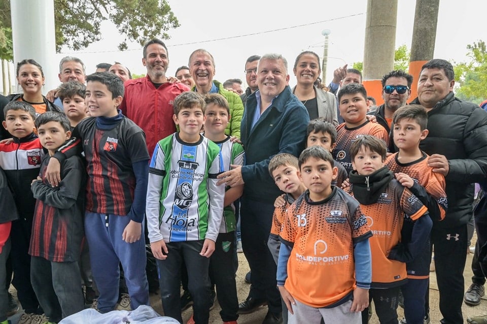 Inauguración Polideportivo IPV Arroyito Juan Schiaretti Gustavo Benedetti