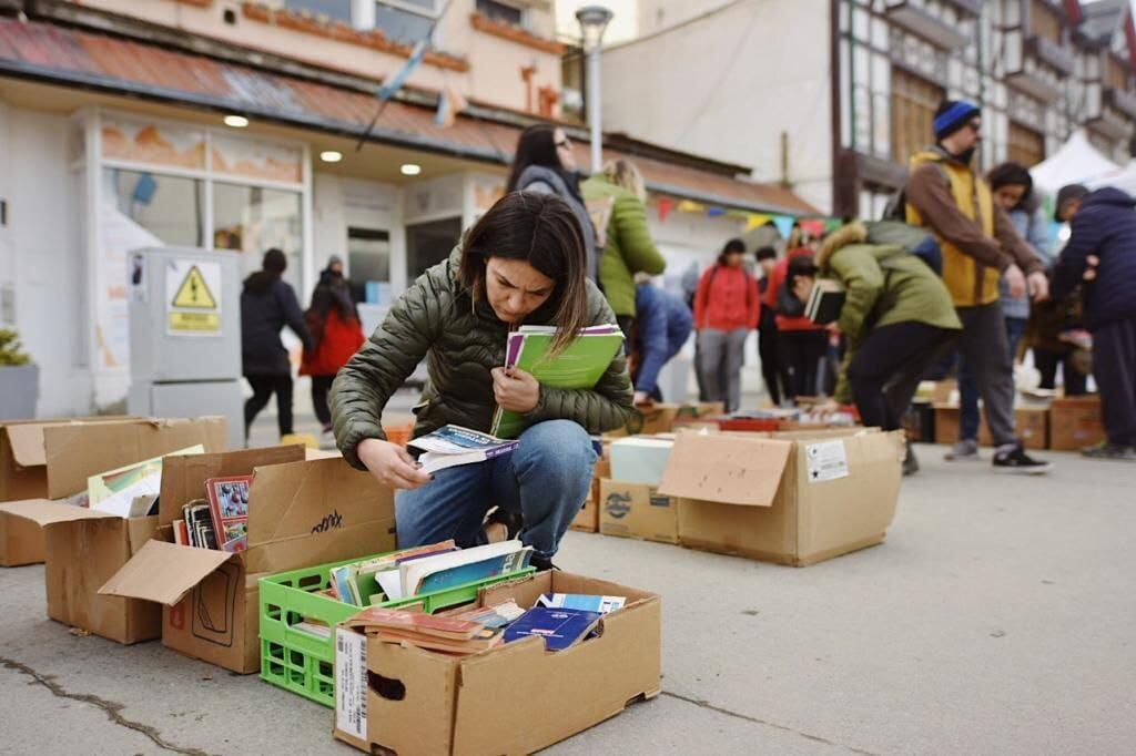 La secretaria de Políticas Sociales, Sanitarias y Derechos Humanos, Sabrina Marcucci, participó de la actividad y destacó la concurrencia de las y los vecinos de Ushuaia, quienes se sumaron esta propuesta.