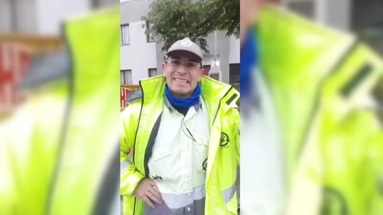 El barrendero que se recibió de Contador Público Nacional.