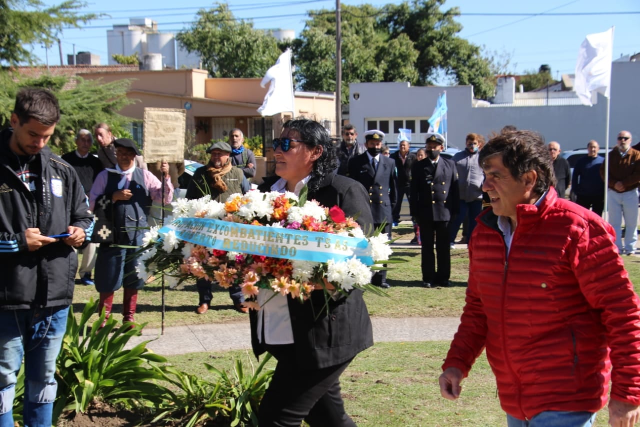 Acto Oficial por el 40º aniversario de la guerra de Malvinas, Tres Arroyos