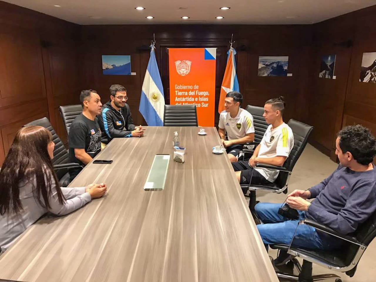 Tomas Becco y Lautaro Yañez, fueron recibidos por el secretario de Deportes y Juventudes, Carlos Turdó.