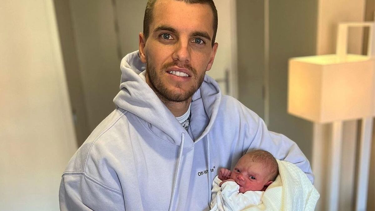 Ternura en Rosario Central: la hija de Giovani Lo Celso ya es socia con carné