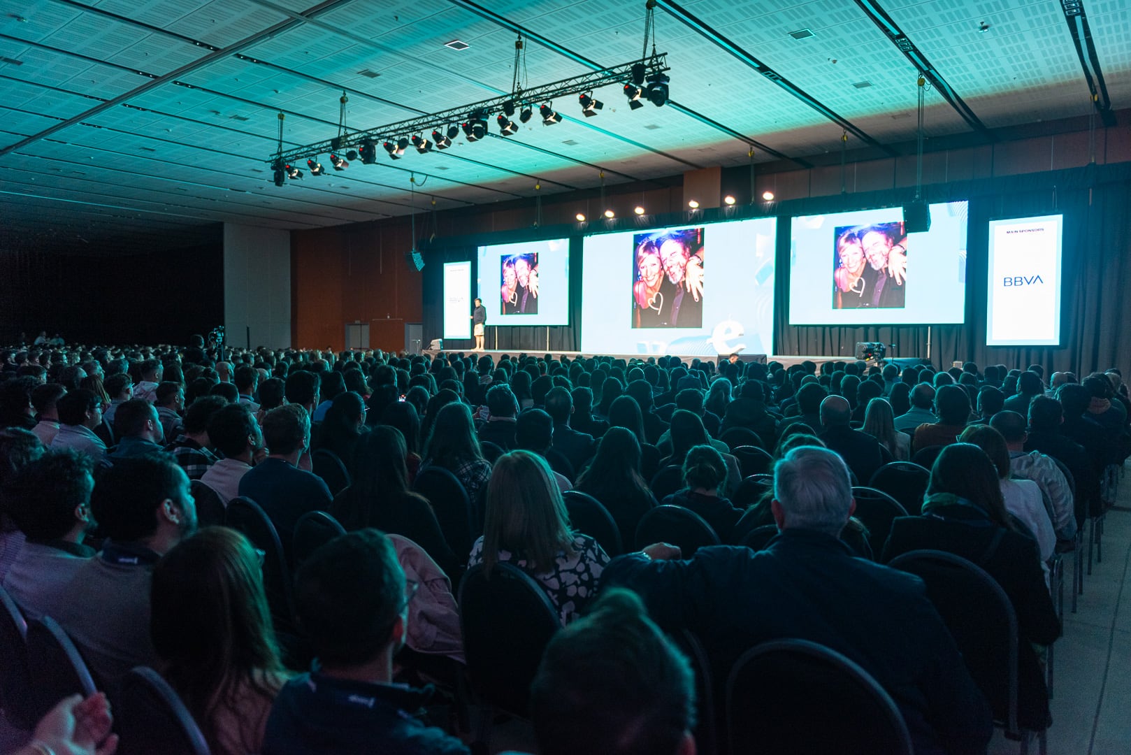 Miles de personas se congregaron para el evento. (Endeavor Córdoba)