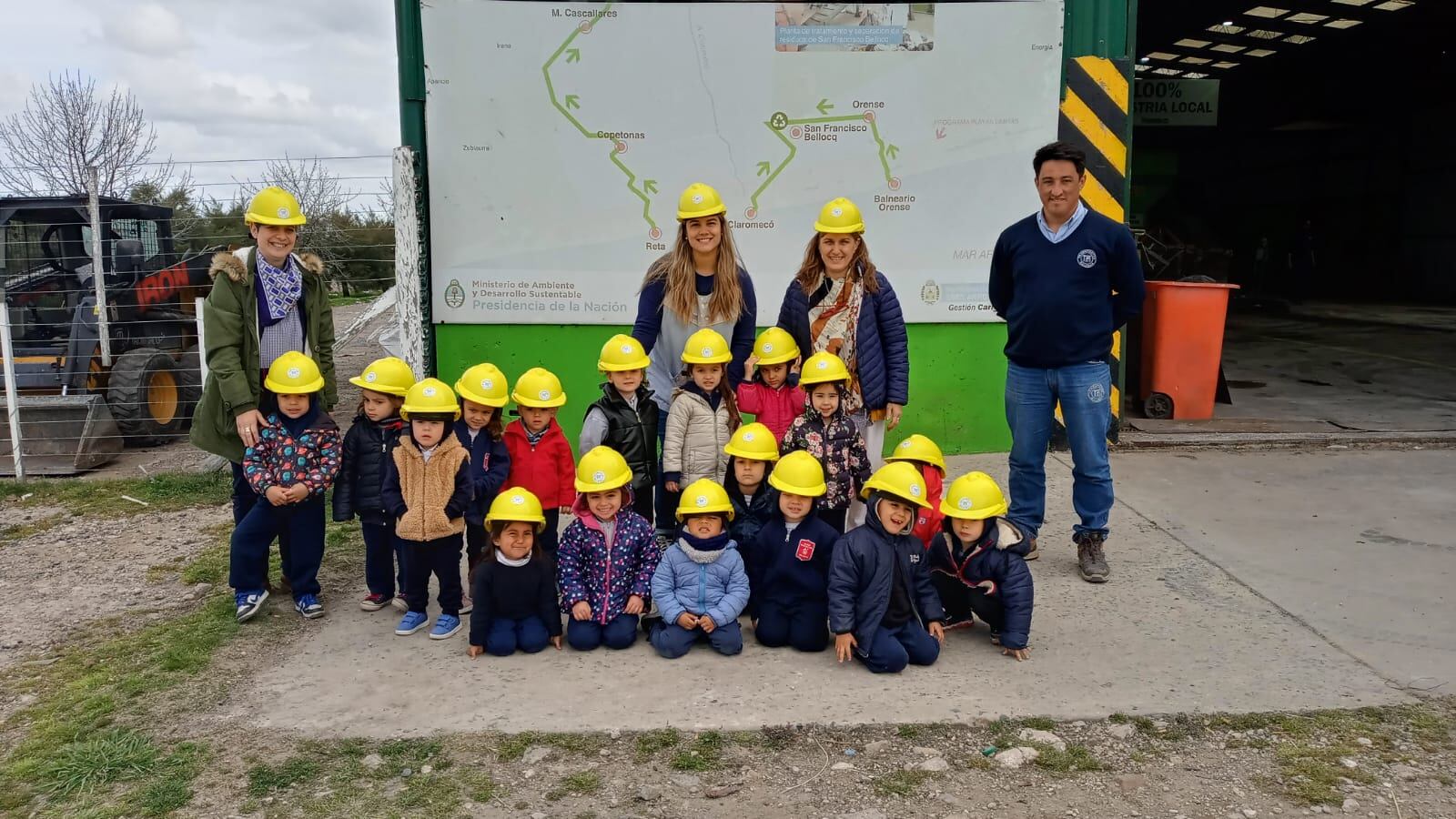 visita de alumnos a la Planta de Separación de Residuos