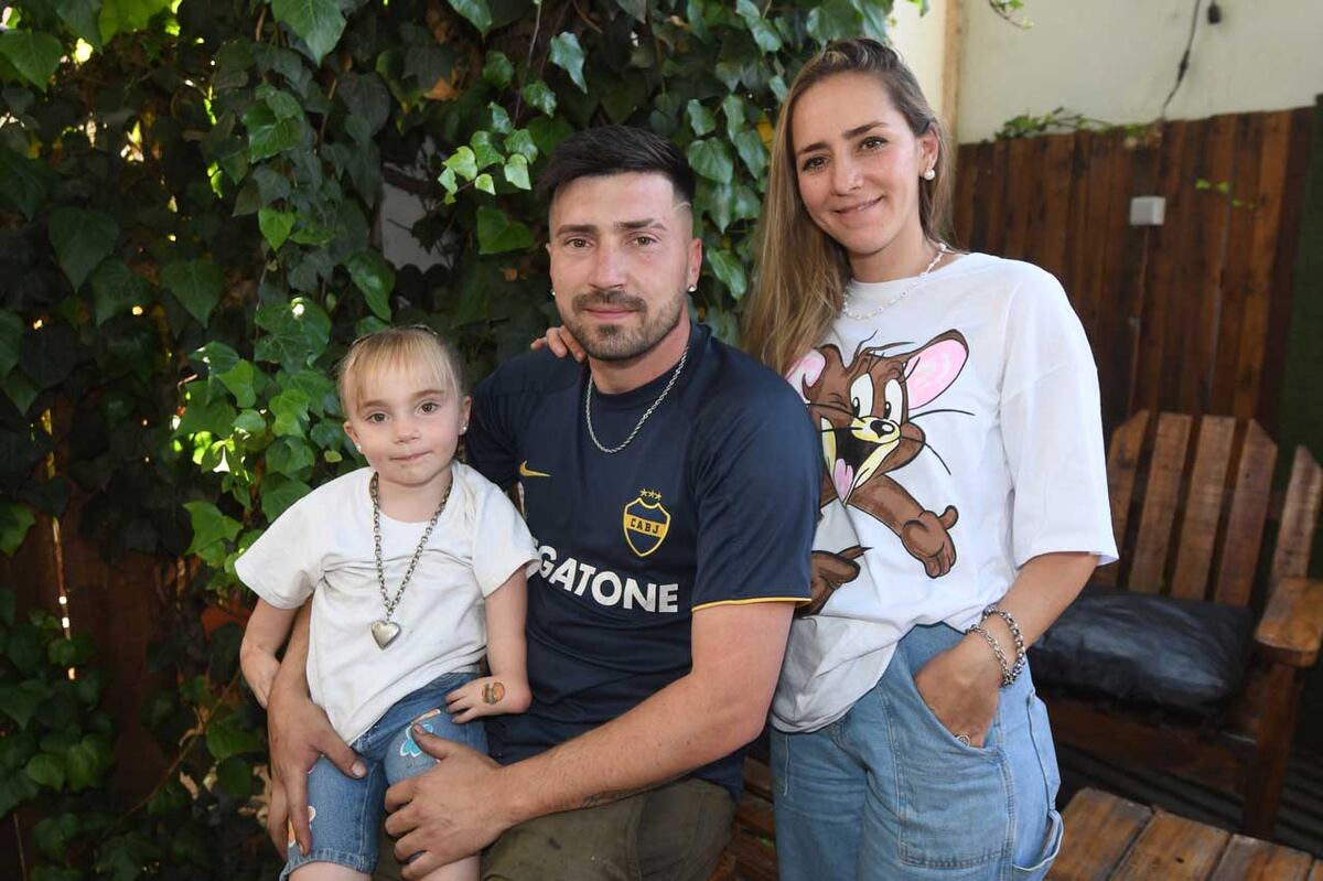 Juanita y una gran noticia: la pequeña mendocina está a un paso de ser operada en España