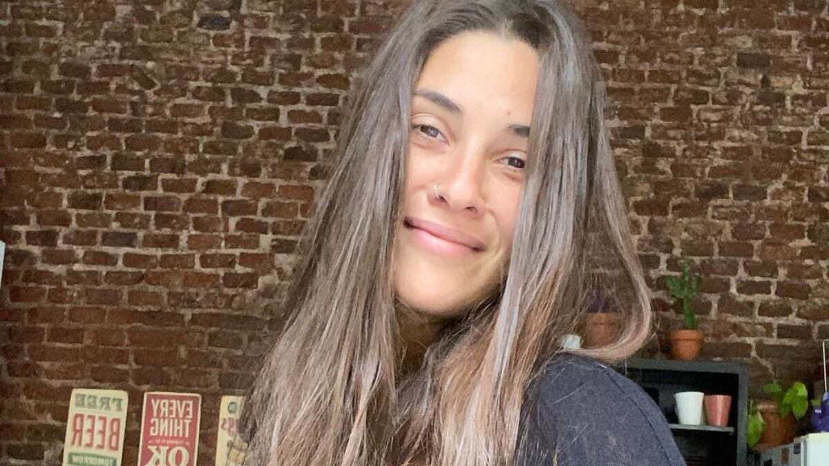 Crop top y minifalda: el look total denim de Ivana Nadal que dejó sin aliento a sus fanáticos