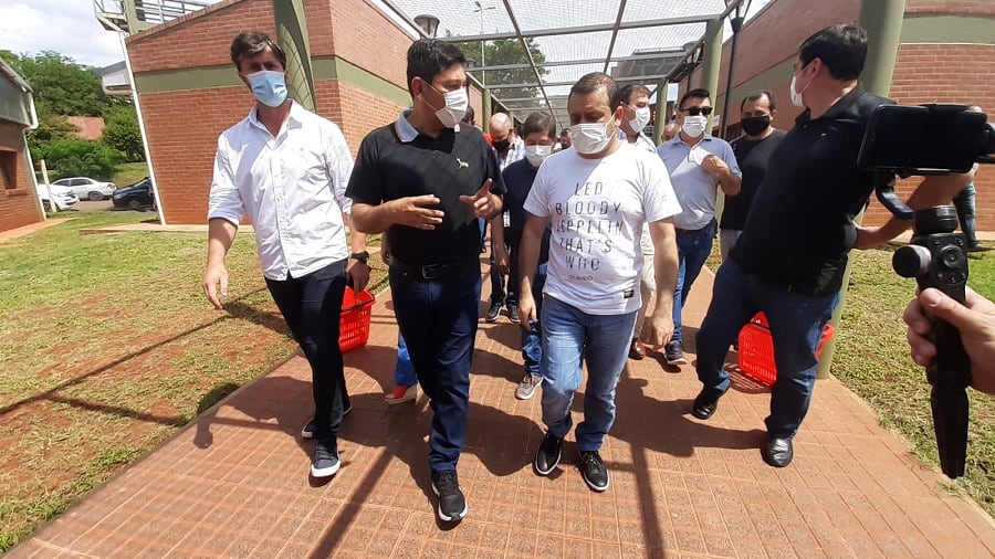 Herrera Ahuad visitó el Mercado Concentrador de Eldorado.