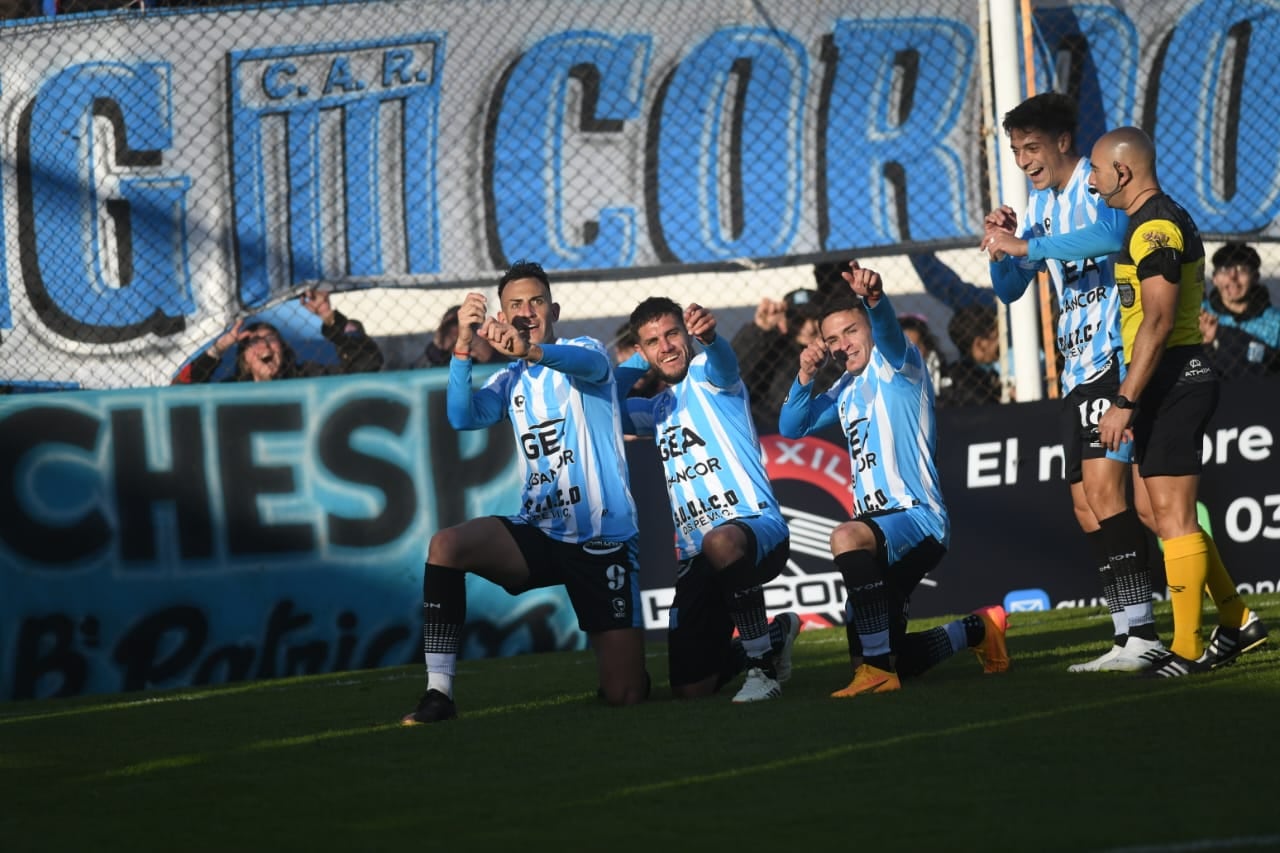 Racing le ganó a All Boys con gol de Bruno Nasta en Nueva Italia. (Javier Ferreyra / La Voz)