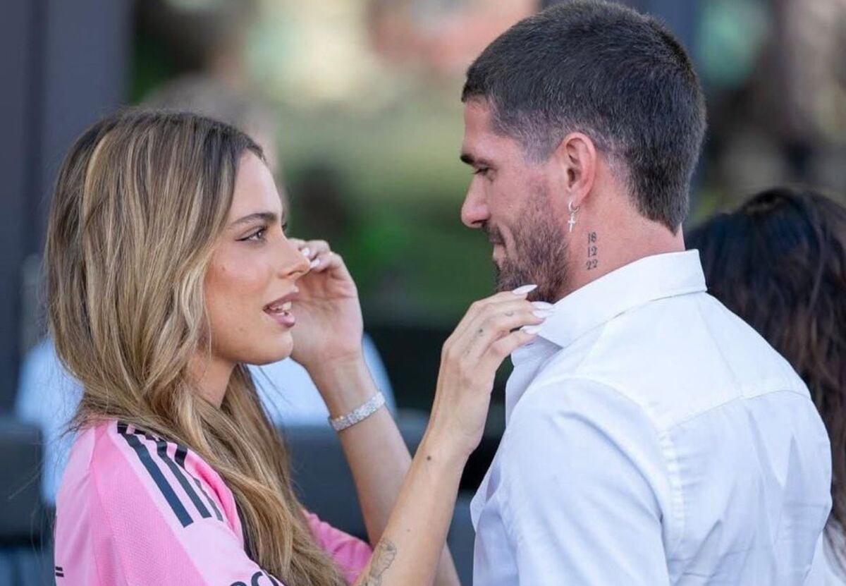 ¿Embarazada? Aseguran que Tini Stoessel y Rodrigo de Paul ya eligieron el nombre de su primer hijo