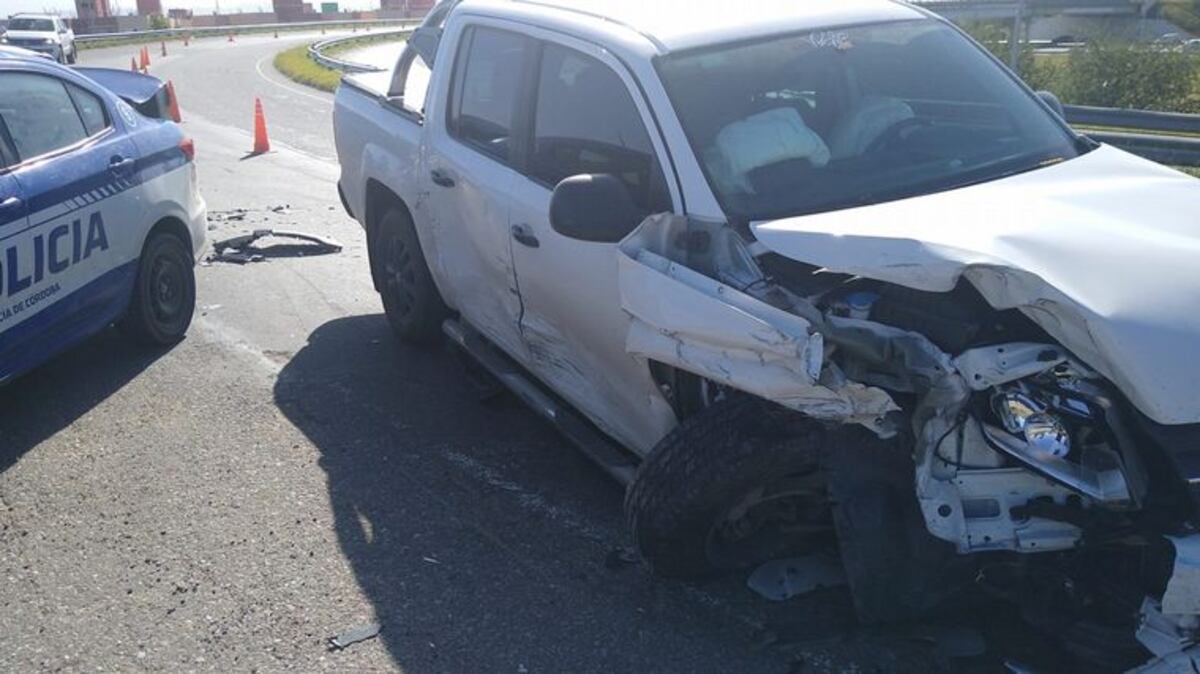 Triple accidente en la variante de Juárez Celman: cuatro lesionados