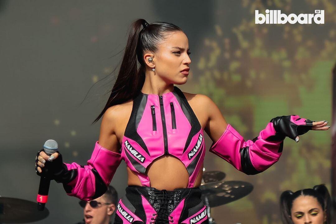 Emilia Mernes en el Lollapalooza