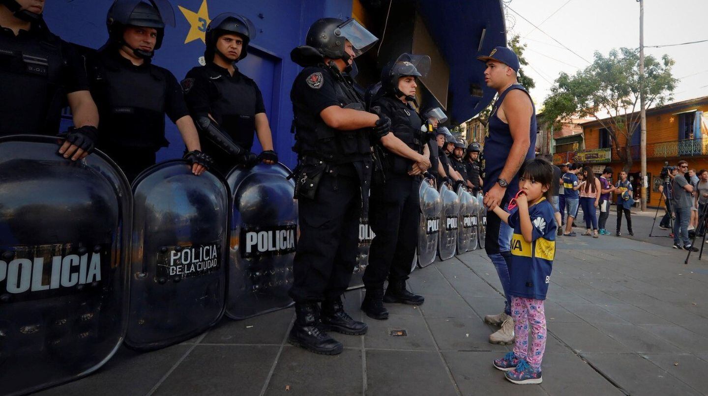 Agentes de seguridad estarán apostados dentro del estadio y en las inmediaciones.