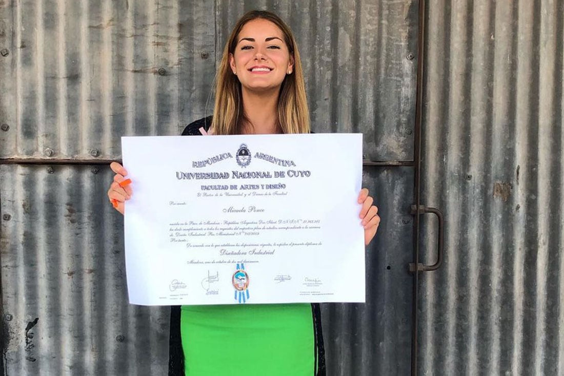 Micaela Ponce se recibió de diseñadora industrial en la Universidad Nacional de Cuyo.