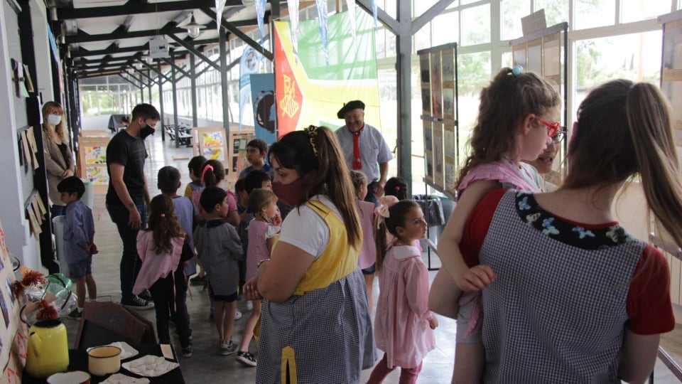 El jardín 901 visitó la muestra de la Tradición en el CCE