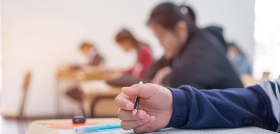 A poco menos de un mes del inicio de clases, y a tan solo días de que los docentes se reincorporen a sus actividades laborales, surgió este conflicto entre los gremios docentes y el gobierno de la Ciudad de Buenos Aires.