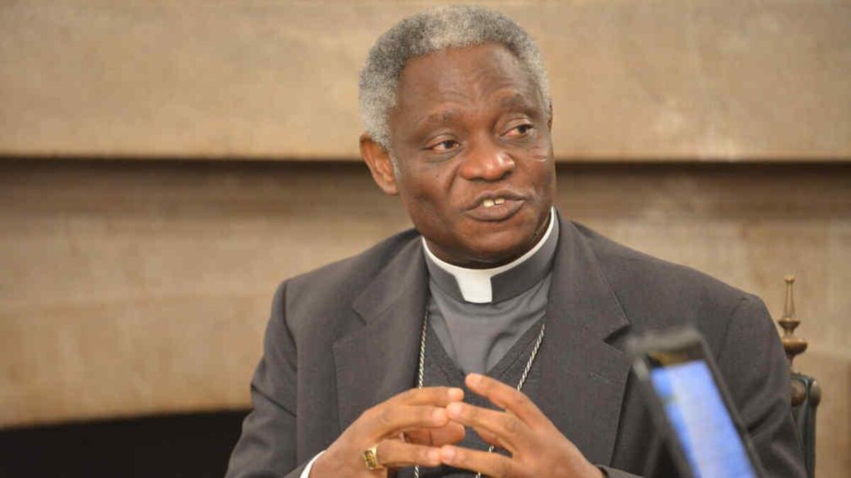 Quién es Peter Turkson, el cardenal favorito a suceder al Papa Francisco: podría ser el primer Papa africano