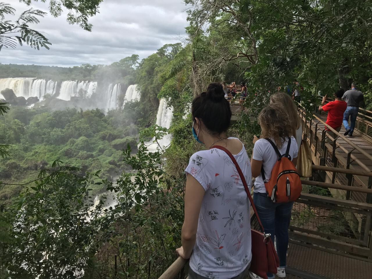 Las cataratas vuelven a abrir sus puertas al turismo.