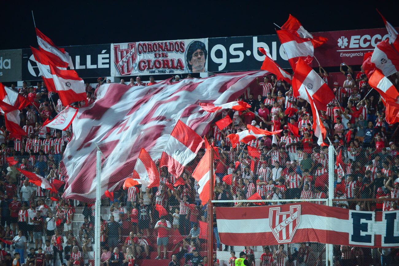 Instituto enfrentó a Argentinos Juniors por la fecha 12 de la Zona A de la Copa de la Liga Profesional. (Nicolás Bravo / La Voz)