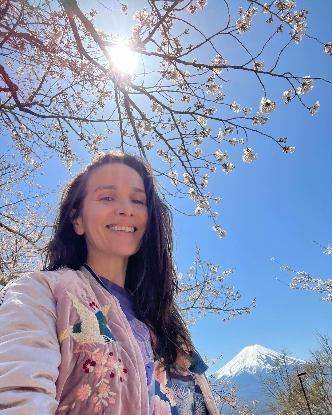 Natalia Oreiro y Merlin Atahualpa en Japón.