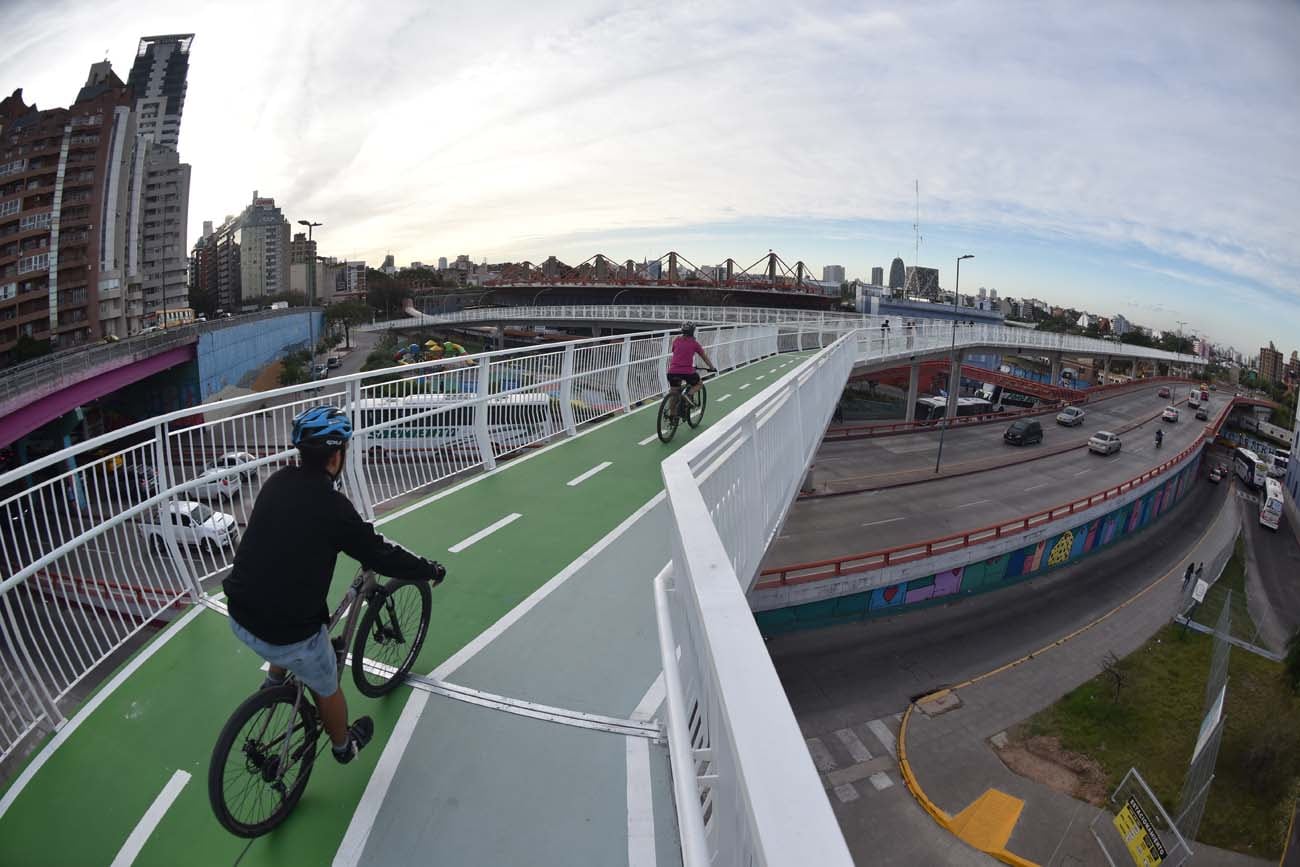 Nueva Ciclovía elevada que une General Paz con el Parque Sarmiento y Nva. Córdoba. (Facundo Luque / La Voz)