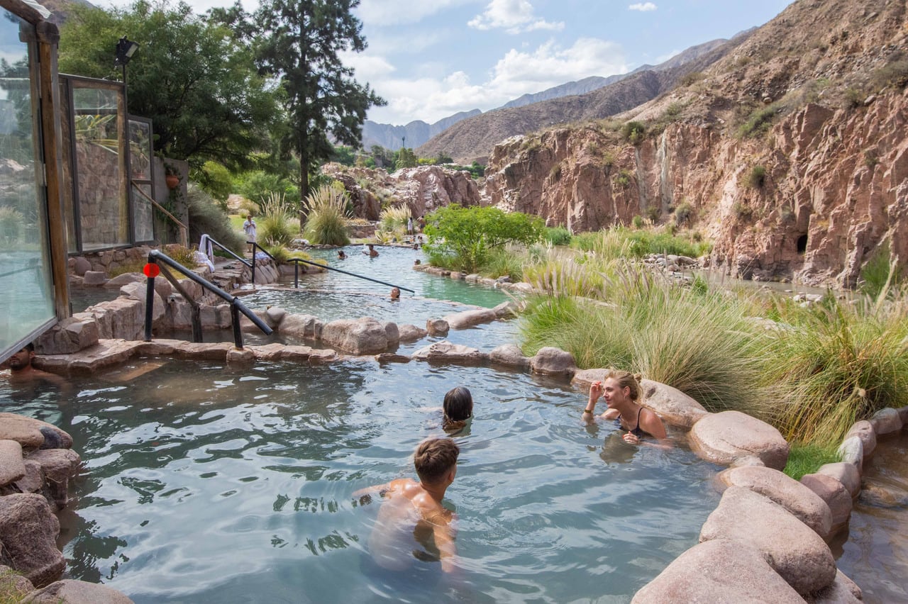 Turistas de diferentes partes del país llegan a mendoza buscando montañas, vino y aguas termales.

Foto: Mariana Villa / Los Andes