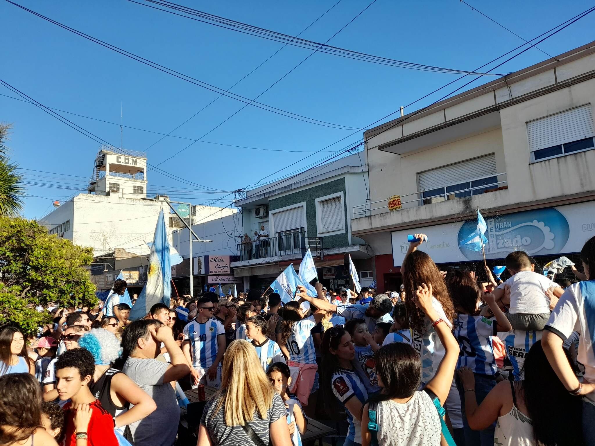 Explotó Punta Alta por la clasificación de la Selección a la final del Mundial