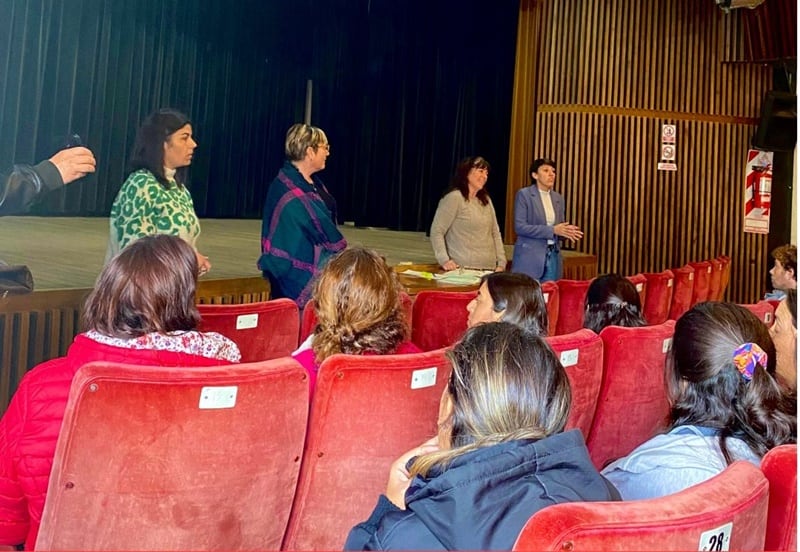 Gonzales Chaves: entrega de subsidios a las instituciones educativas del distrito