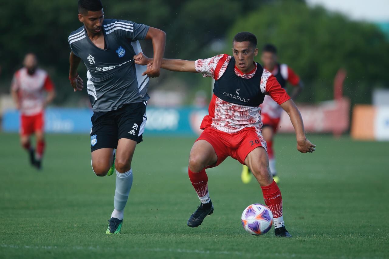 Instituto y Emelec protagonizaron amistosos en La Agustina.