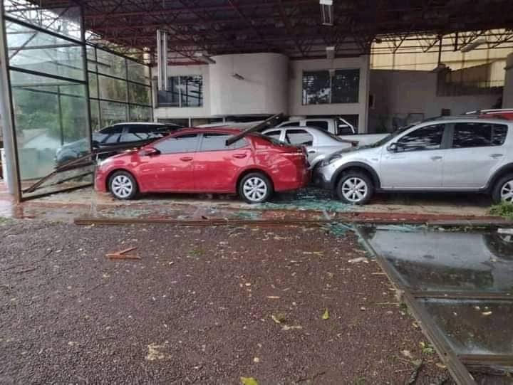 Fuerte temporal causó destrozos en Eldorado y zonas aledañas.