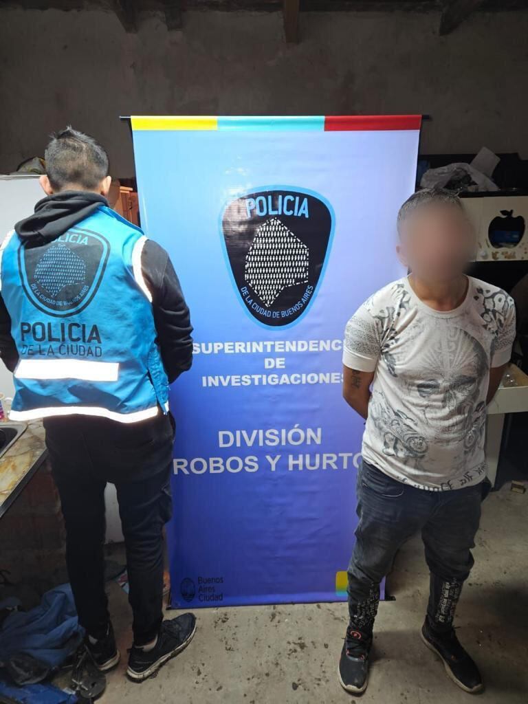 Uno de los delincuentes apresados.