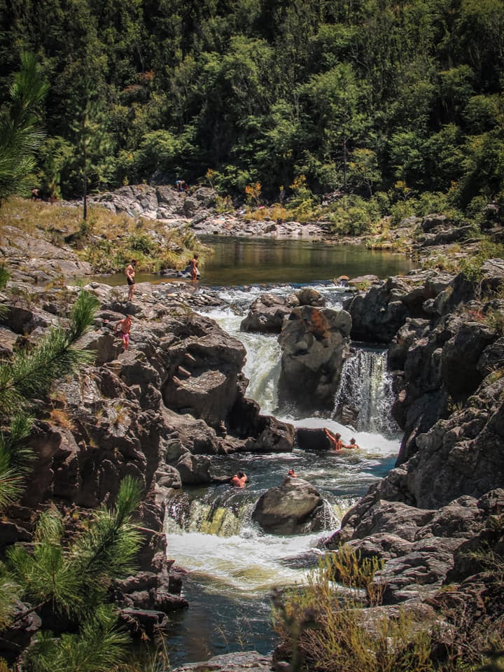 Tres Cascadas, uno de los atractivos de San Miguel de los Ríos.