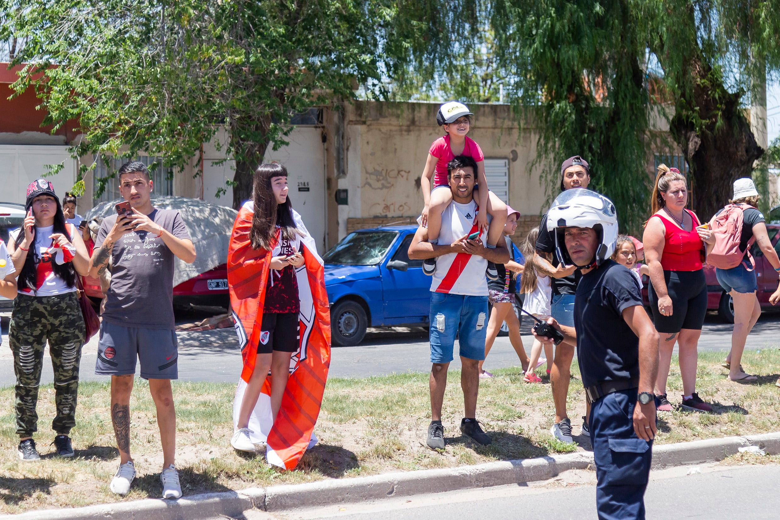 Recibimiento al plantel de River en San Luis